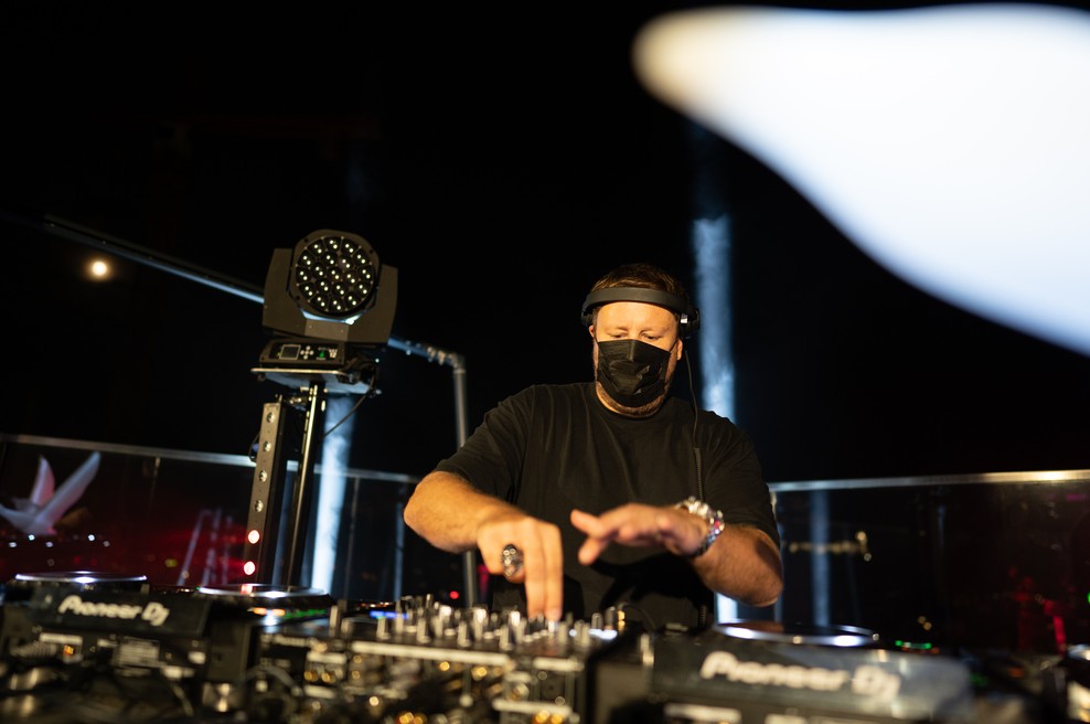 DJ Umek za Auroro po dolgem času spet za mešalno mizo (foto: Promocijsko gradivo)