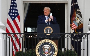 Trumpov osebni zdravnik zagotavlja, da predsednik ni več kužen