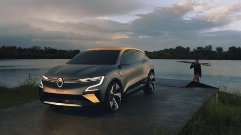 Renault predstavil Megane eVision, prvi pravi električni družinski avtomobil (svetovna premiera)