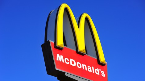 McDonalds predstavil svoj največji burger doslej