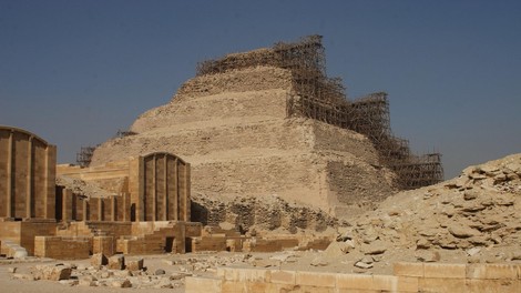V Sakari, nedaleč od Kaira, odkrili več sto nedotaknjenih sarkofagov