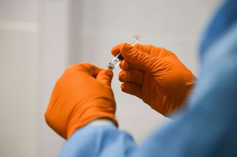 Šefica infekcijske klinike povedala temačno resnico o stranskih učinkih protivirusnih zdravil za covid - 19 (foto: Nebojša Tejić/STA)