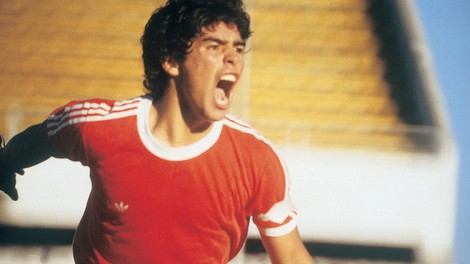 V 61. letu starosti je umrl nekdanji argentinski nogometaš Diego Maradona