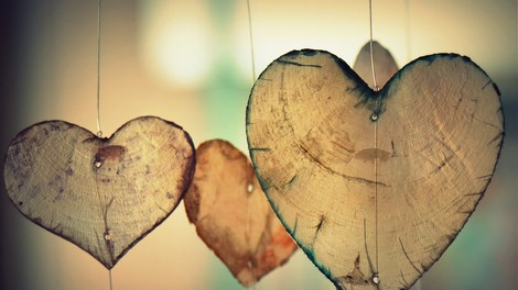Ljubezenski HOROSKOP za november: Preverite, kaj vam prinaša zadnji jesenski mesec!