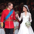 Vojvodinja Kate in princ William slavita posebno obletnico, videti sta zaljubljeno, kot že dolgo ne, samo poglejte ju!