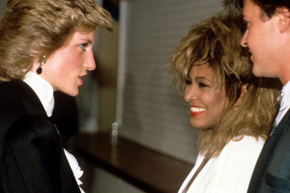 Leta 1986 je bila Tina na sprejemu pri princesi Diani.