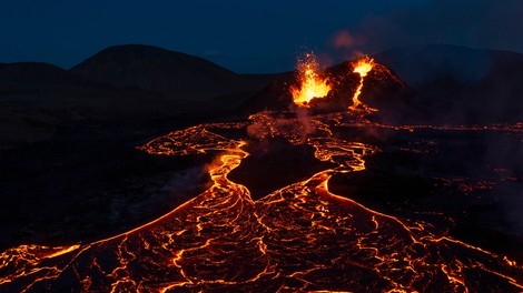 Novi vulkan na Islandiji (o fenomenu Fagradalsfjalla)