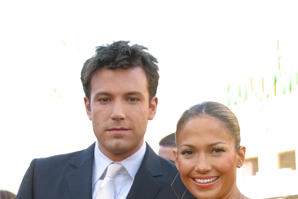 Ben Affleck in Jennifer Lopez leta 2003, ko sta bila še zaročenca ...