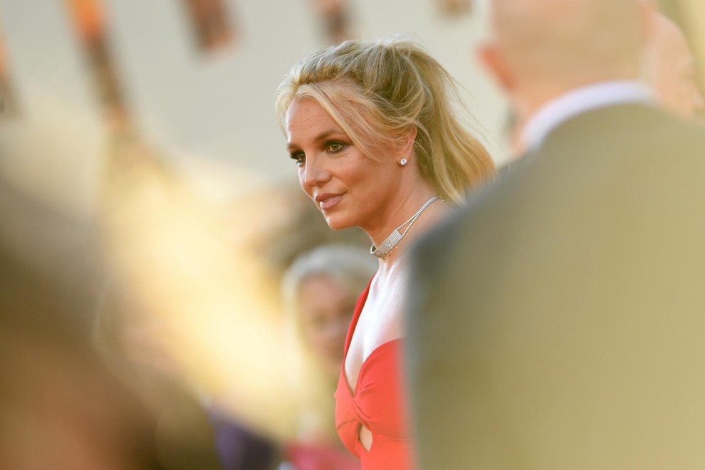 Oboževalci so v zadnjih letih zaznali, da Britney v skrbništvu trpi, in ustanovili gibanje #FreeBritney.