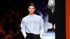 Princ Nikolai na pariškem tednu mode za Dior Homme jesen-zima 2020/21.