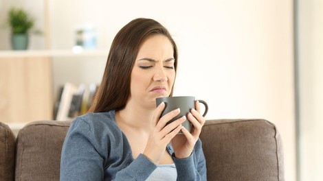 Kako veste, ali pijete preveč kave? To vam bo povedalo telo, samo prisluhniti mu je treba
