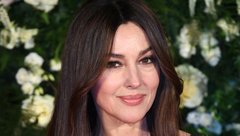 Ufff, hudooo! Monica Bellucci objavila svoje gole slike in v 10 minutah dobesedno "sesula" Instagram