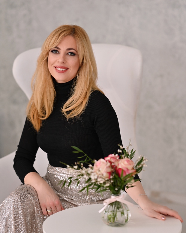 Televzijska voditeljica Ana Tavčar Pirkovič si je od nekdaj želela ustvariti družino in postati mama. Želja se ji je že …