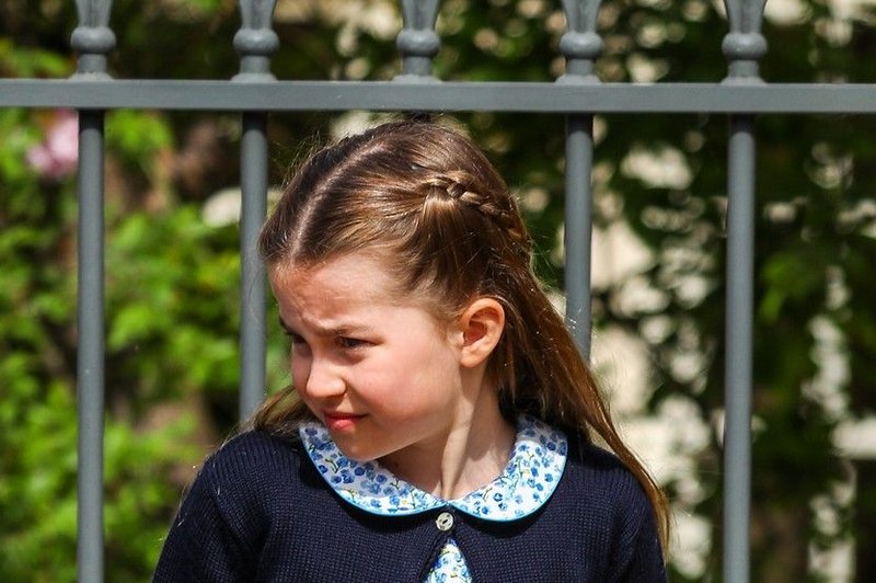 Princesa Charlotte znova dokazala, da je prava navihanka, tako jo je zagodla mami, vojvodinji Kate (foto: Profimedia)