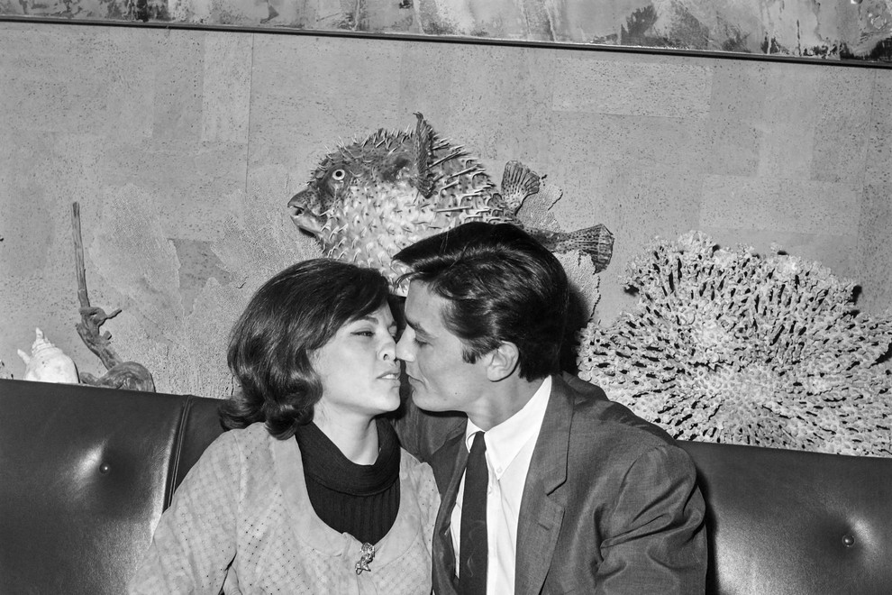 Alain poljublja svojo prvo soprogo Nathalie (25. avgust 1967).