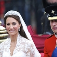 Kate Middleton je na poročni dan kršila kraljevi protokol - poglejte si, kaj je naredila