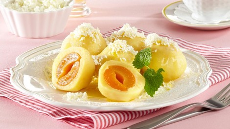 Imate radi marelične cmoke? Potem vas bo navdušil TA recept, polizali si boste prste!