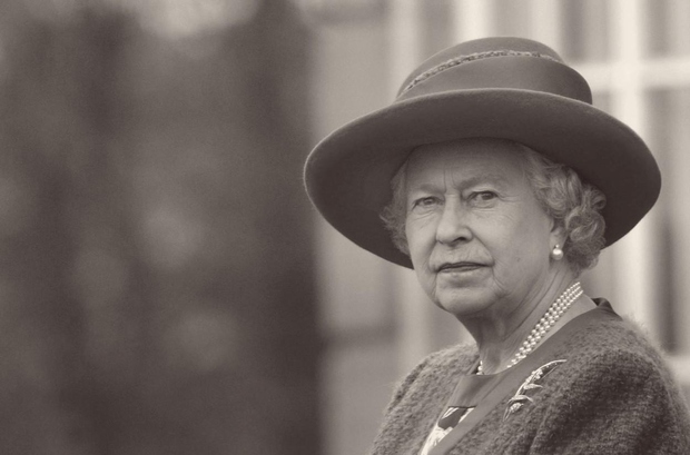 Po tem, ko se je v četrtek za vedno poslovila kraljica Elizabeta II, se že vse od tedaj odvijajo dogodki …