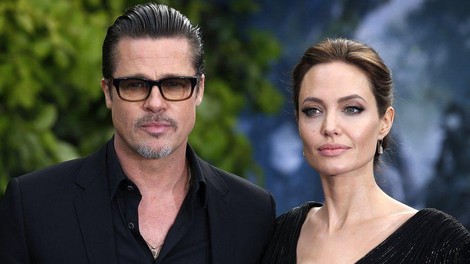Angelina Jolie šokirala z novim tatujem: tetovator razkril njen pomen in kakšno povezavo ima z Bradom Pittom
