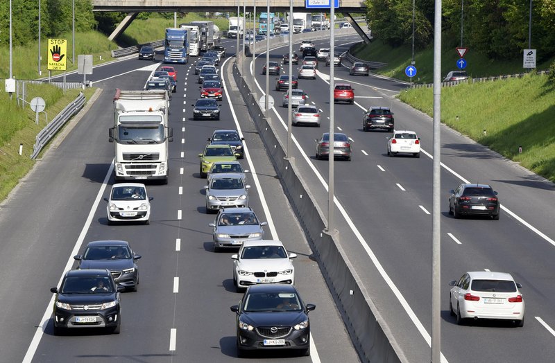 Hitrost ni edina stvar: Vozniki, previdno, tukaj so kršitve, ki so jih zaznale prometne kamere
