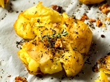 TO je trenutno najbolj priljubljen recept za krompir, ki je osvojil splet: Ljubitelji ga boste hoteli takoj preizkusiti
