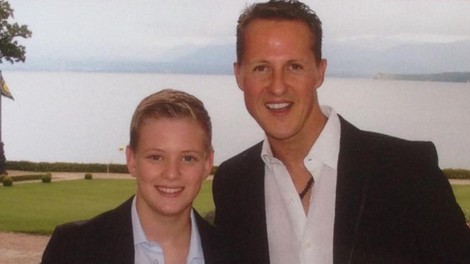 Sin Michaela Schumacherja se je znašel v stiski: "Zaradi očetovega zdravstvenega stanja preživlja pravi pekel"