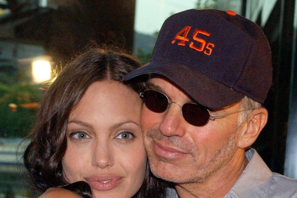 Angelina Jolie in Billy Bob Thornton.