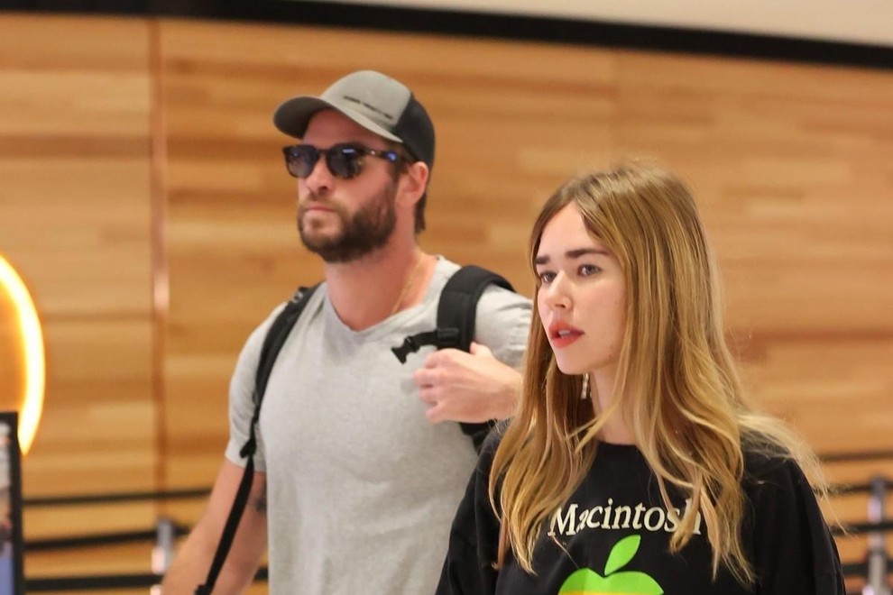 Liam Hemsworth z dekletom Gabriello Brooks prvič po lansiranju pesmi, ki jo je Miley posvetila prav njemu.