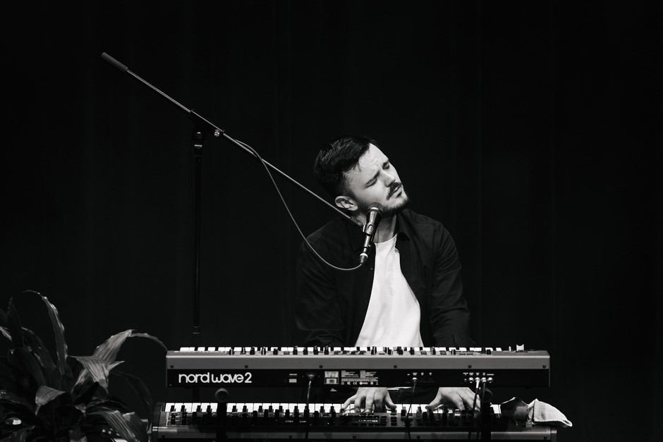 Ne zamudite: Hauptman z gosti že čez manj kot mesec v Siti teatru (premierno bo predstavil svoj novi album) (foto: Marko Alpner)