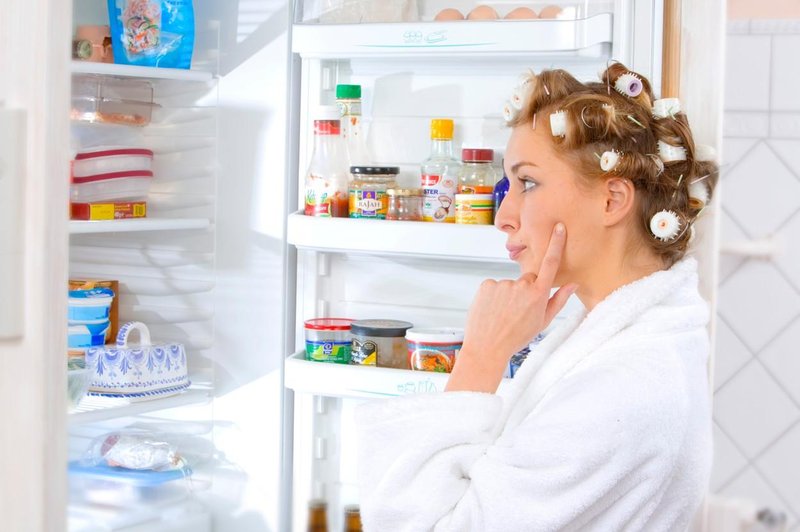 Teh stvari nikoli ne bi smeli hraniti v hladilniku, tu pa je razlog, zakaj (foto: Profimedia)