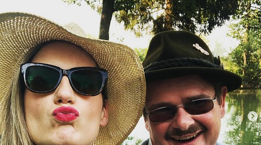 O vau! Taka je bila včasih Ajda Špacapan iz Super para, bi jo prepoznali?! Mi smo kar dvakrat pogledali! (foto: Instagram/posnetek zaslona)