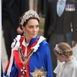 Tako je bila videti Kate Middleton na kronanju kralja Karla III, številne oči so budno spremljale vsak njen korak
