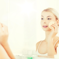 Vam je zmanjkalo odstranjevalca ličil? V kuhinji imate najboljši naravni nadomestek