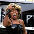 Za vedno se je poslovila Tina Turner, oboževalci po celem svetu žalujejo za njo