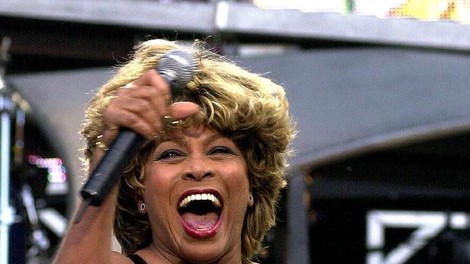 Za vedno se je poslovila Tina Turner, oboževalci po celem svetu žalujejo za njo
