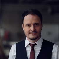 Blaž Švab o svojem otroštvu povedal žalostno resnico, ki je mnogi ne vedo