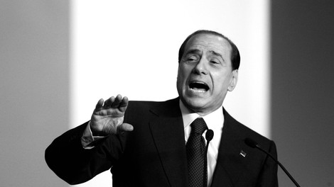 Umrl znan italijanski politik Silvio Berlusconi