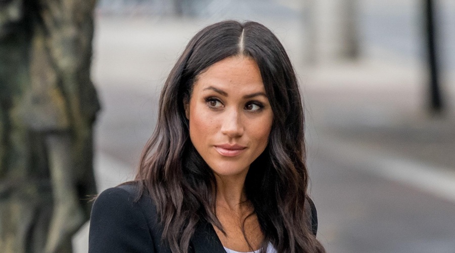 Kraljeva družina je zahtevala, da se ta beseda odstrani iz serije Suits: Tega Meghan Markle ne sme povedati o svojem odnosu s Harryjem (foto: Profimedia)