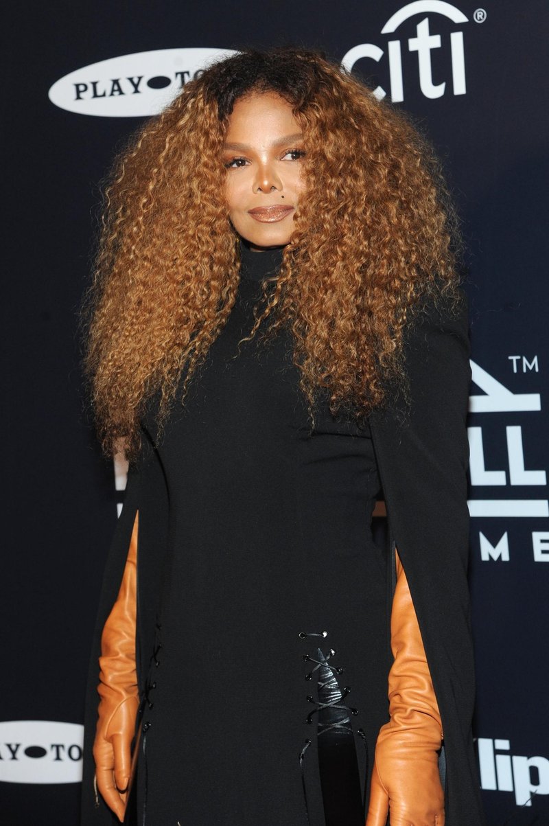 <p><strong>Janet Jackson</strong></p>