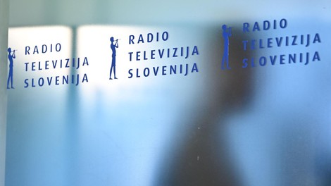 Z RTV Slovenija so se poslovili kar štirje zelo znani televizijski voditelji. Kaj se dogaja?