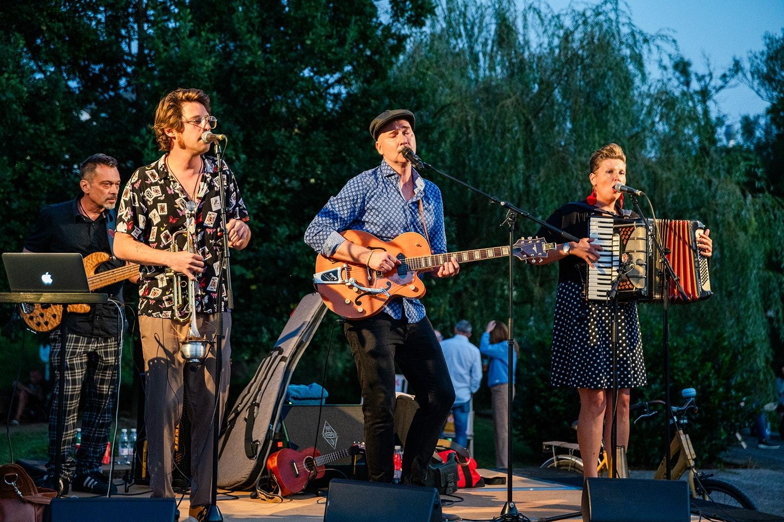 Slovo od poletja v stilu Aperola Promo sporočilo Govori.se