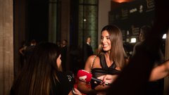 Znane osebnosti iz filmskega in televizijskega sveta v Atenah na svečanem polfinalnem izboru mednarodnih emmy nagrad