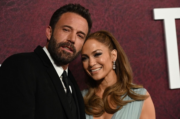 Igralec Ben Affleck je danes srečno poročen s hollywoodsko igralko in pevko Jennifer Lopez, skupaj sta že nekaj časa zelo …