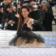 Kraljica poročnih oblek Vera Wang razkrila, kako je lahko pri 74 letih tako mladostna