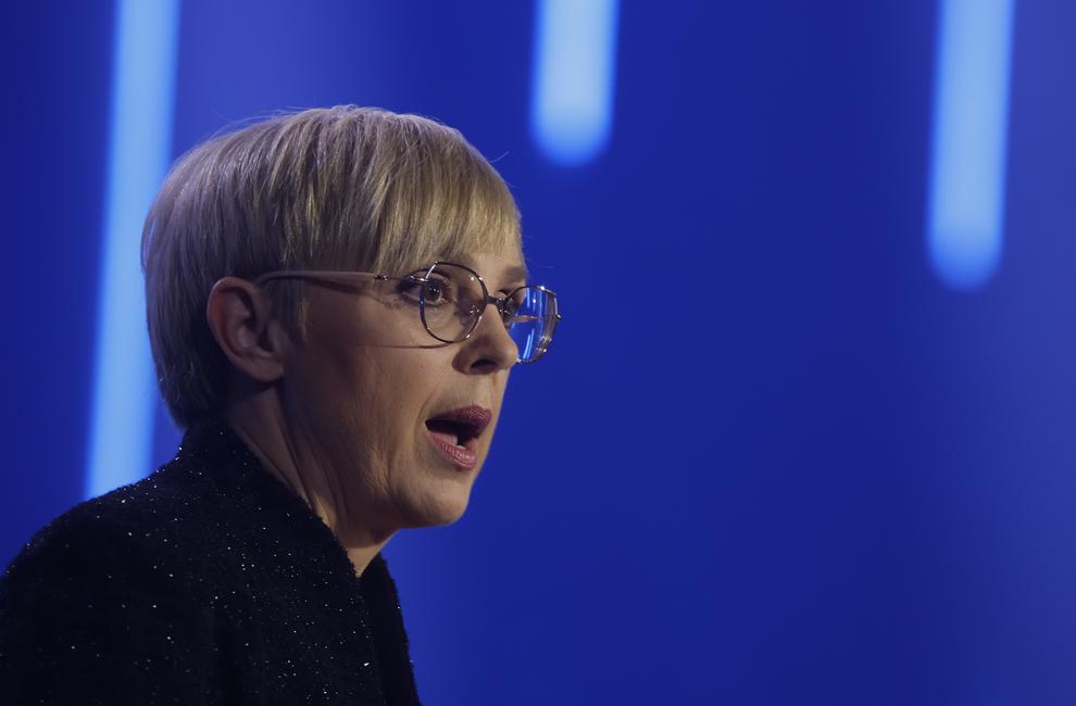 Že takoj po koncu volitev je bilo jasno, da bo tako desna kot tudi leva politična opcija težko oblikovala vlado …