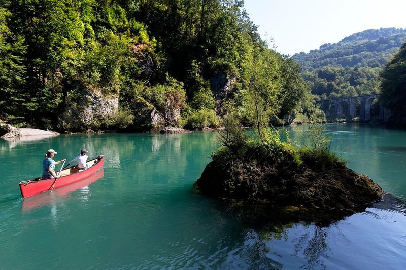 <div>Turistka z vprašanjem o najlepši slovenski reki vse pustila odprtih ust: "Ali lahko ...?"</div>