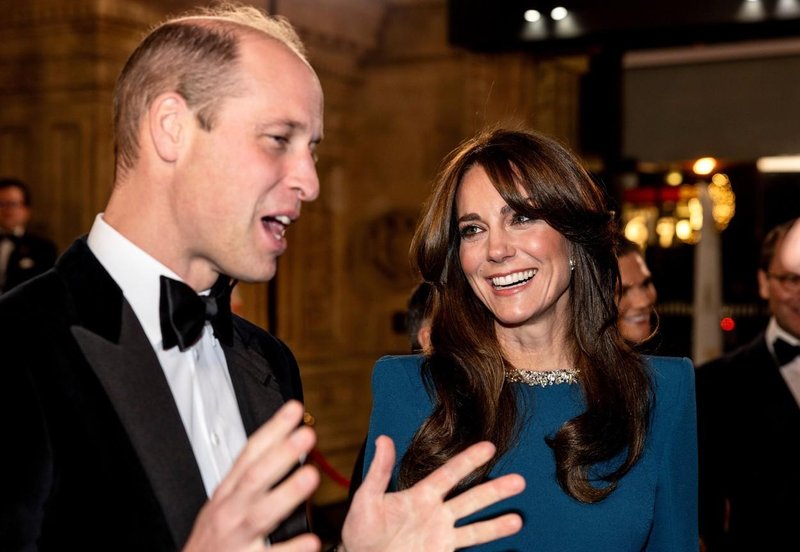 Neee, Kate Middleton in princ William ujeta v redkih intimnih trenutkih, tole so mnogi želeli videti
