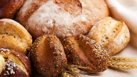 To je 5 najbolj zdravih vrst kruha! Ostalim se gre izogibati