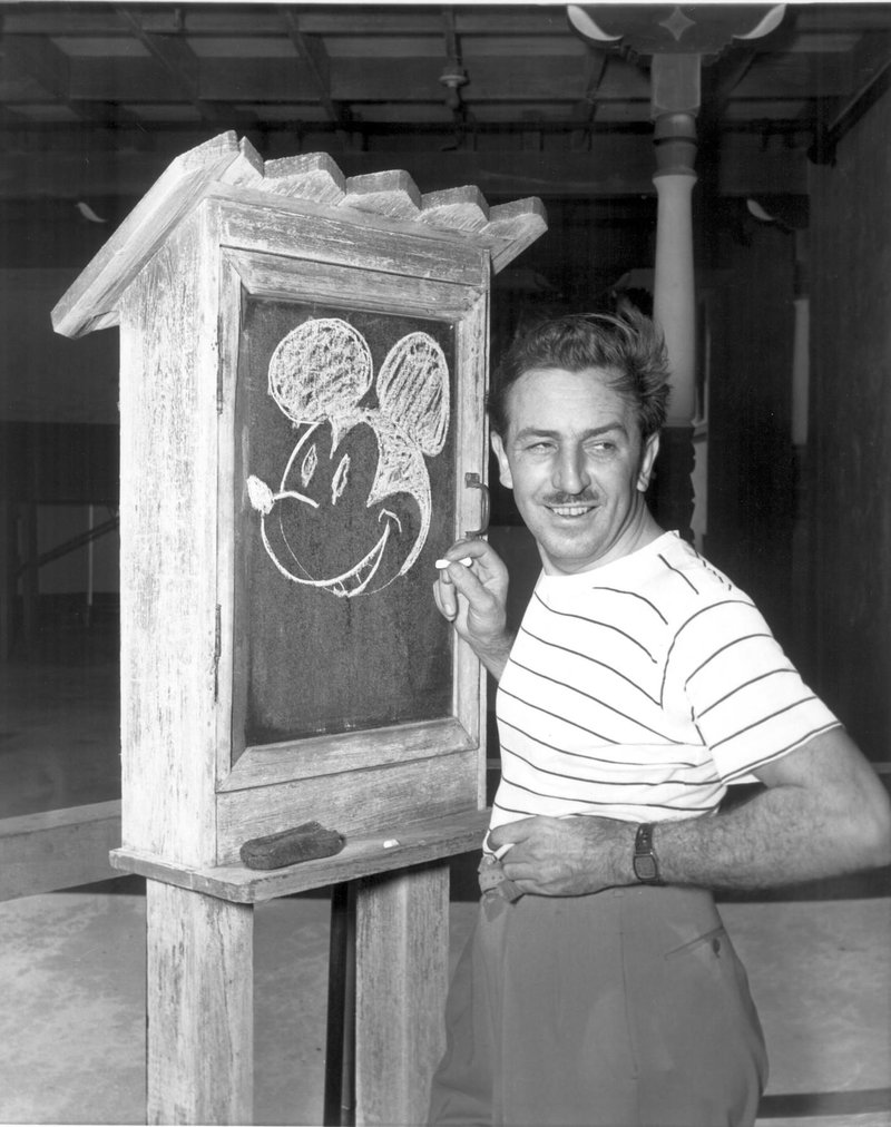 Walt Disney in Miki Miška.
