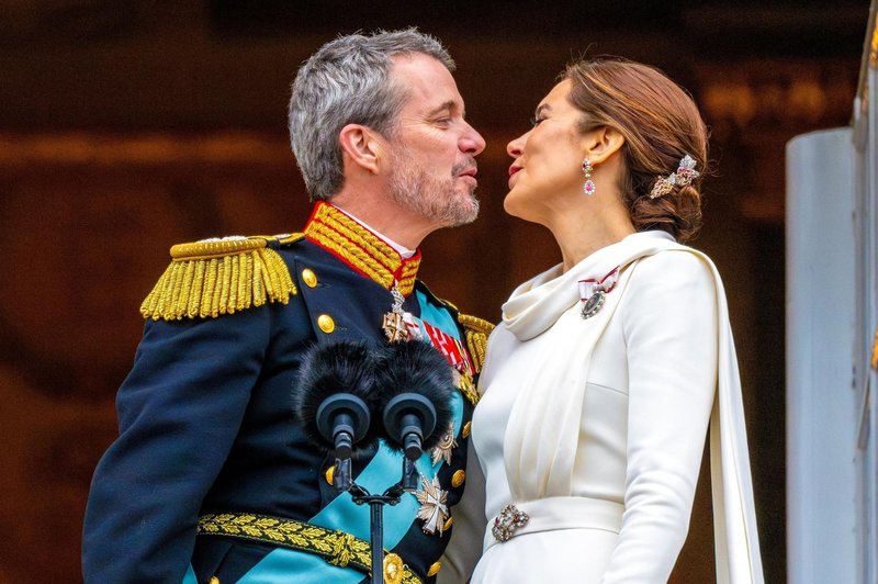 Ljubezenska zgodba nekoč žurerskega kralja Frederika X. in kraljice Mary se je pričela v Avstraliji (foto: Profimedia)